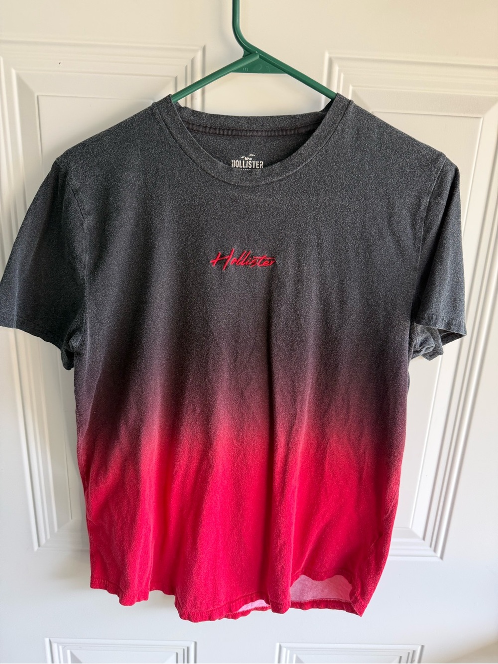 Hollister Ombre Black to Red Short-Sleeve Crew Tee